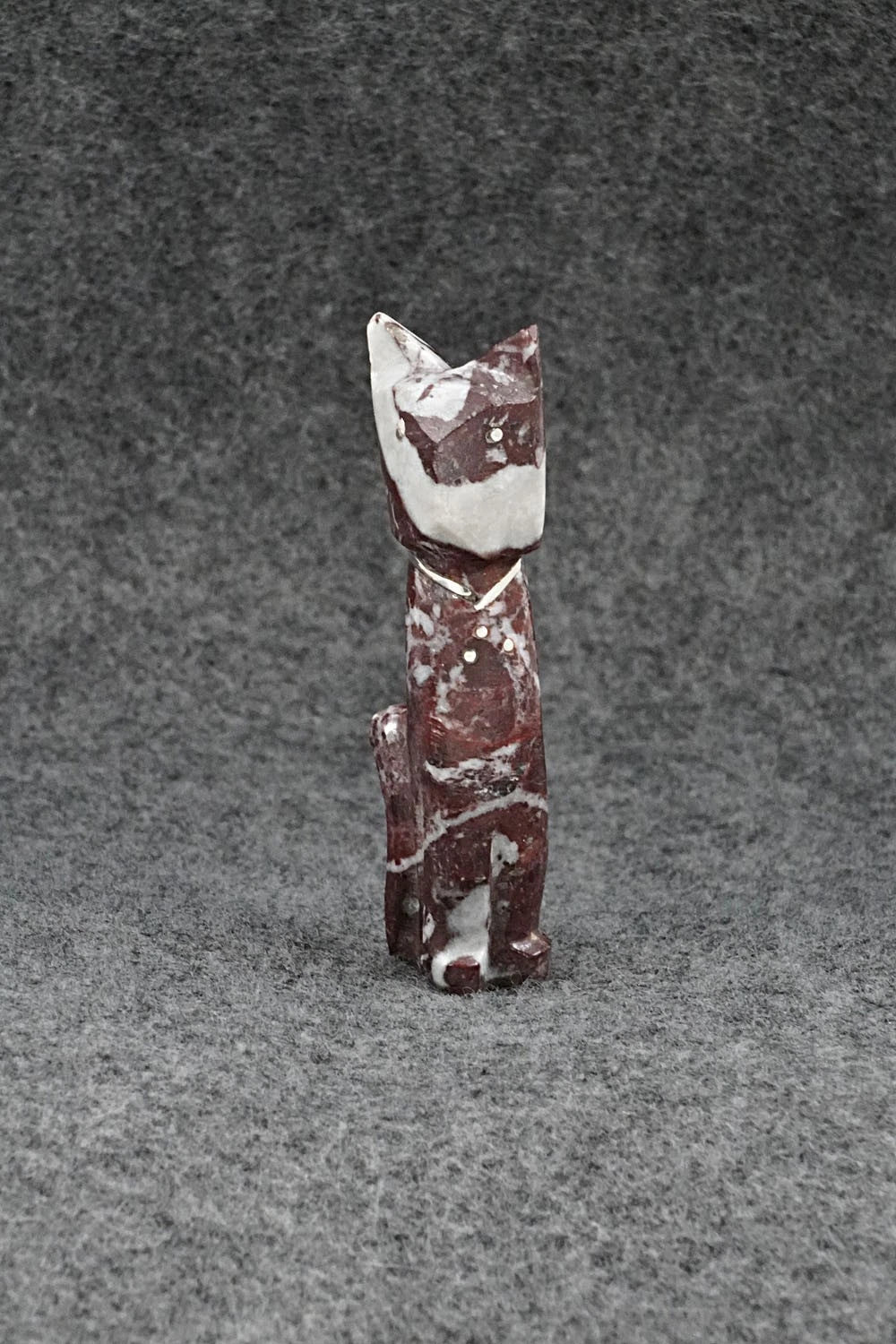 Cat Zuni Fetish Carving - Kenny Chavez