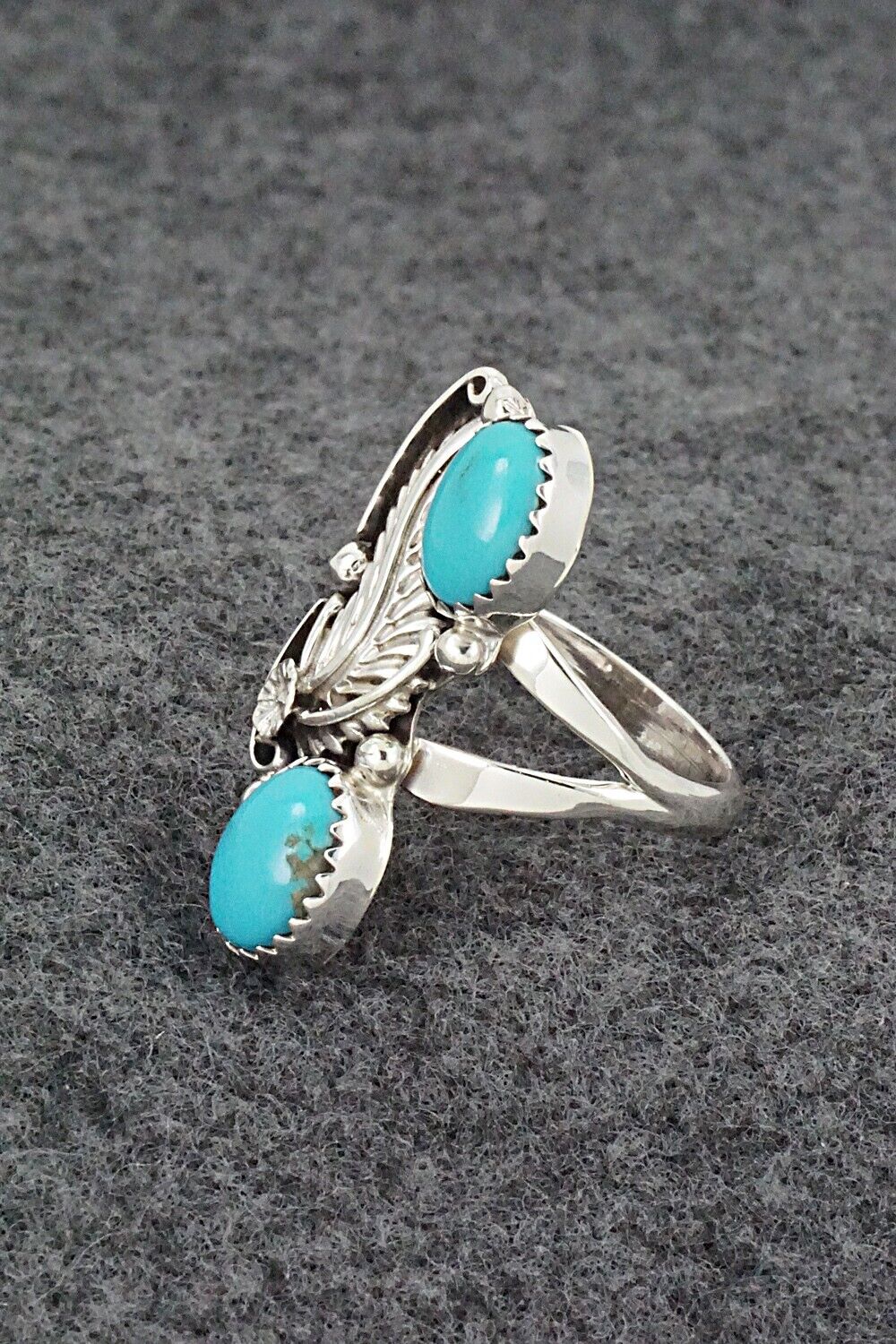 Turquoise & Sterling Silver Ring - Robert Martinez - Size 7