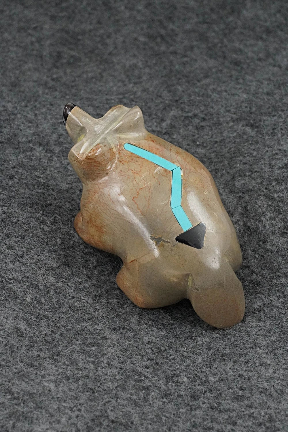 Badger Zuni Fetish Carving - Enrike Leekya