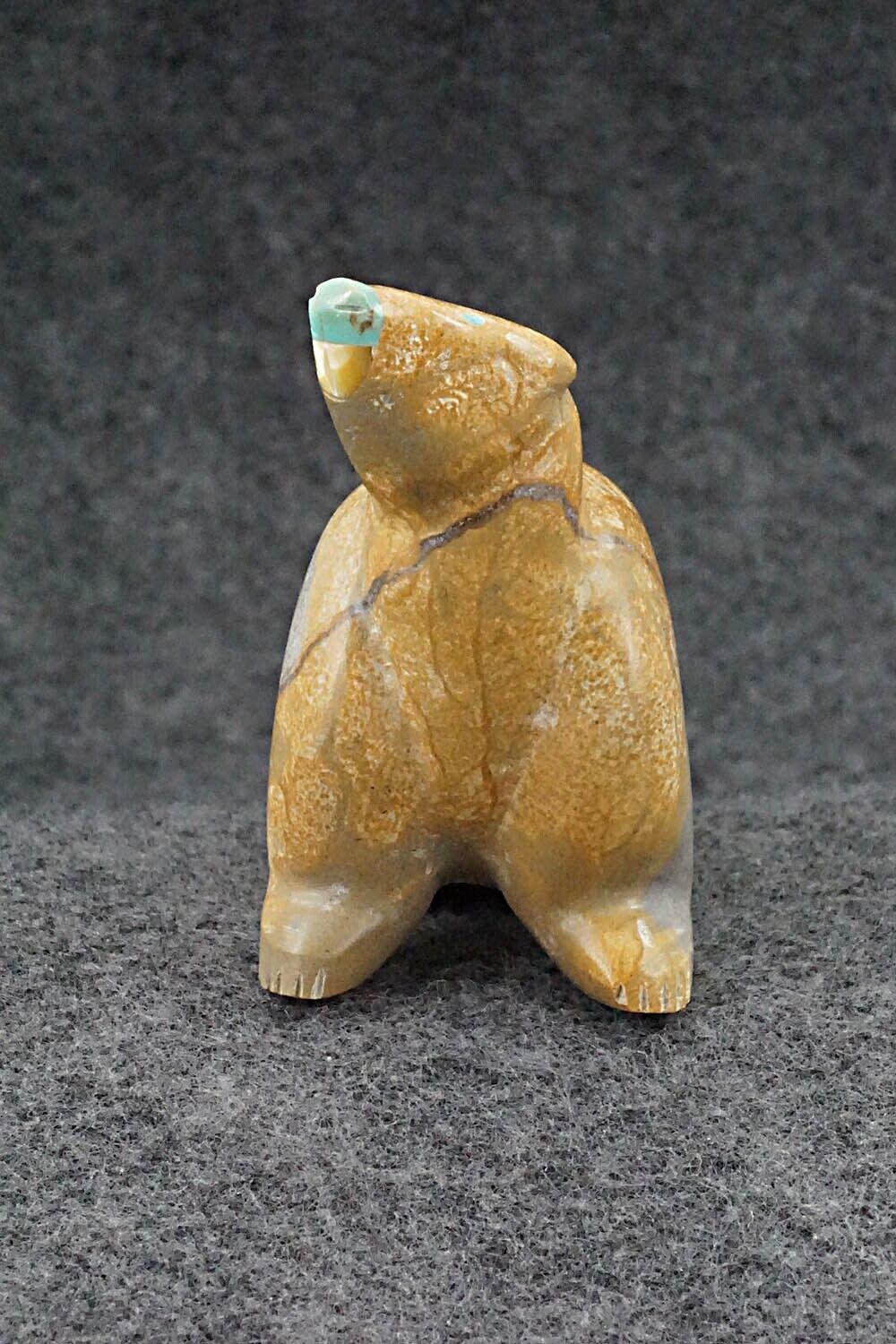 Beaver Zuni Fetish Carving - Enrike Leekya