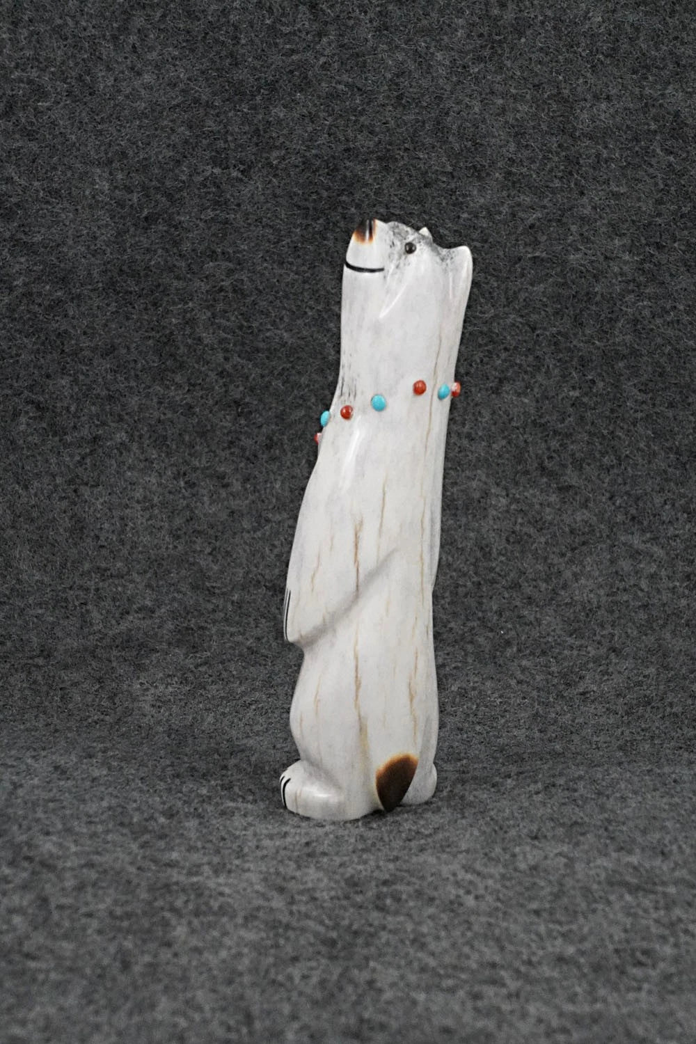 Bear Zuni Fetish Carving - Claudia Peina