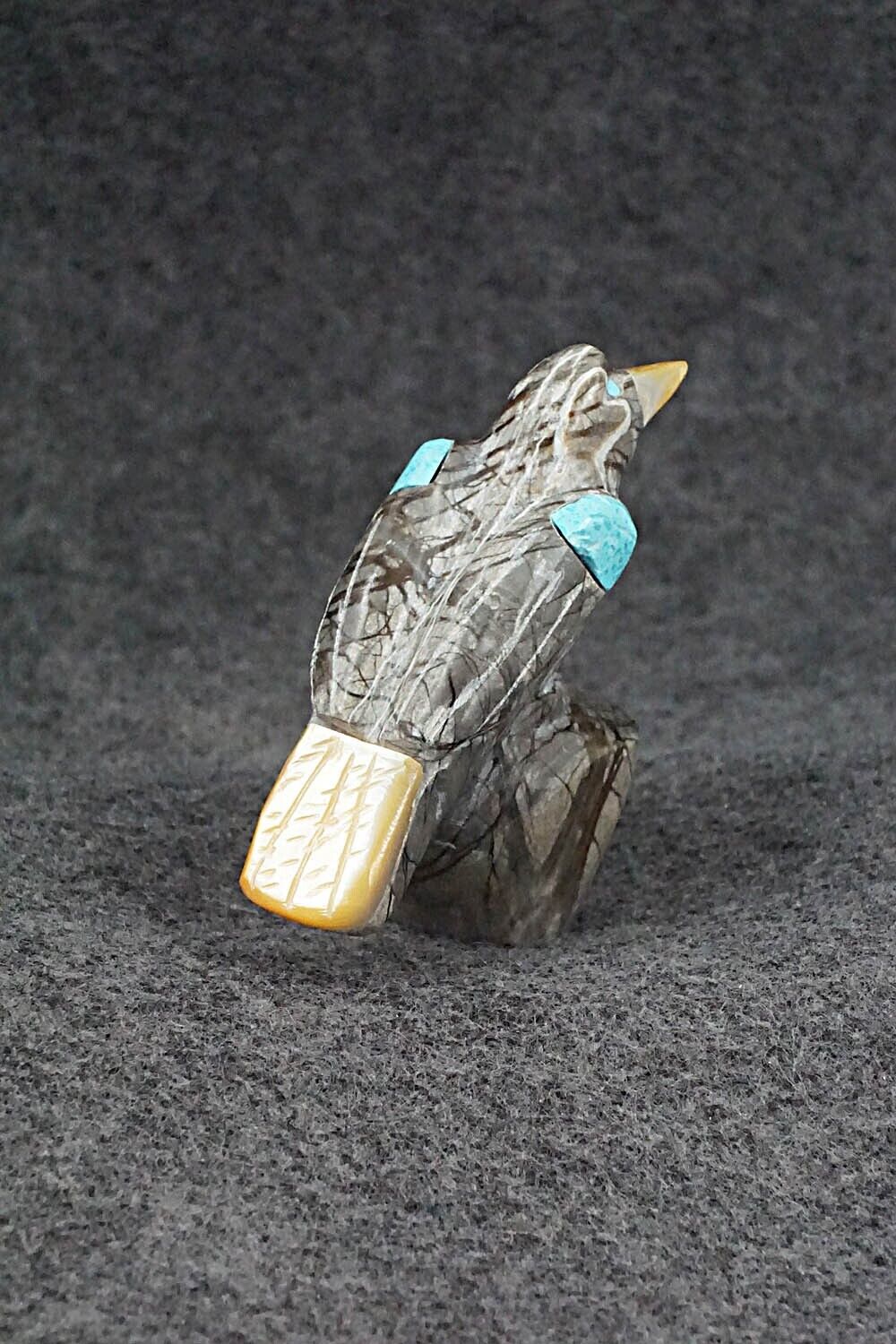 Eagle Zuni Fetish Carving - Freddie Leekya