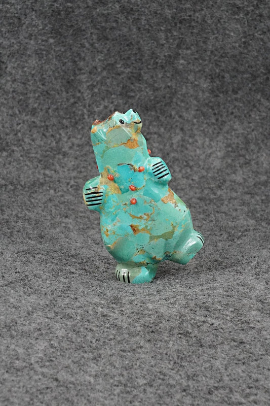 Bear Zuni Fetish Carving - Claudia Peina