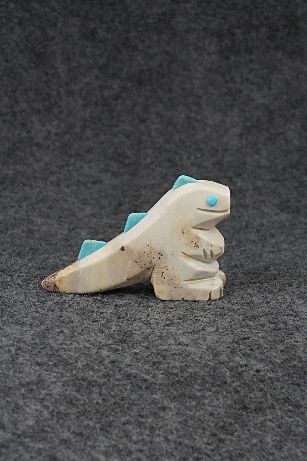 Dinosaur Zuni Fetish Carving - Cody Chavez
