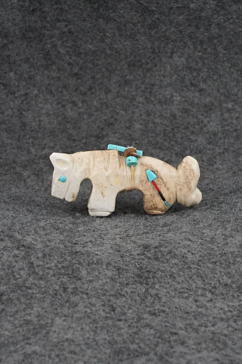Horse Zuni Fetish Carving - Danette Laate