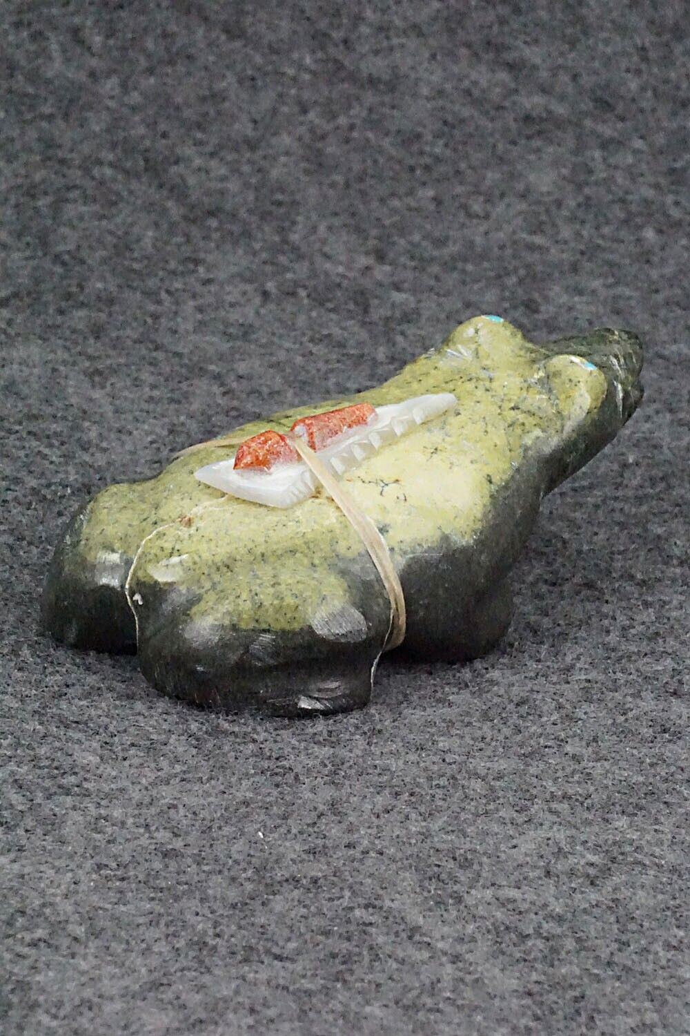 Frog Zuni Fetish Carving - Delvin Leekya