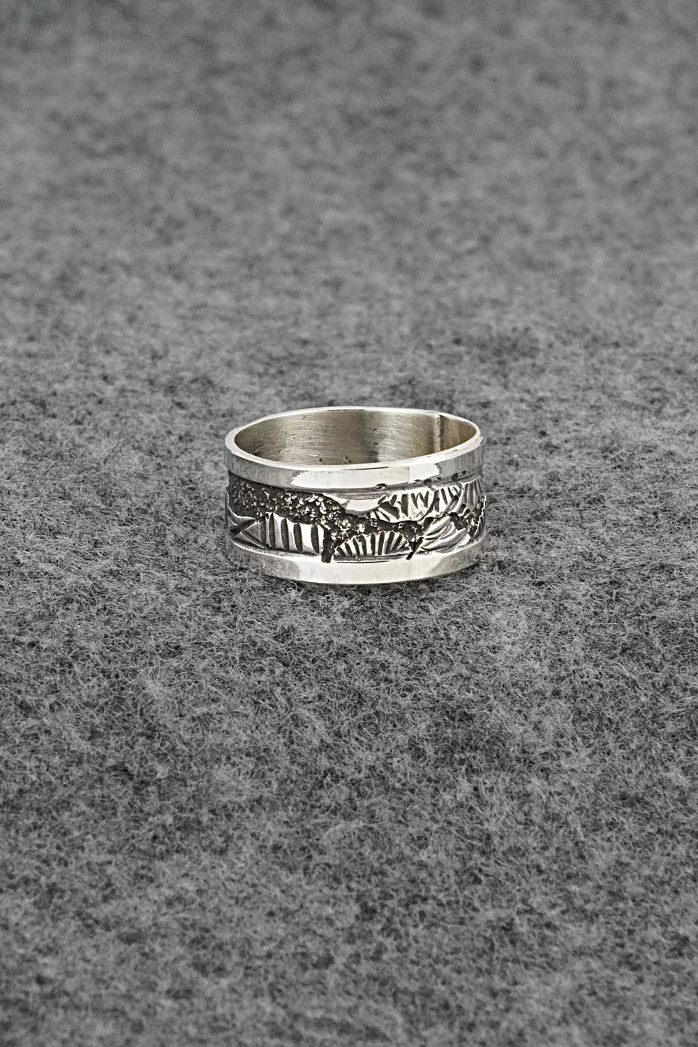 Sterling Silver Ring - Elaine Becenti - Size 9