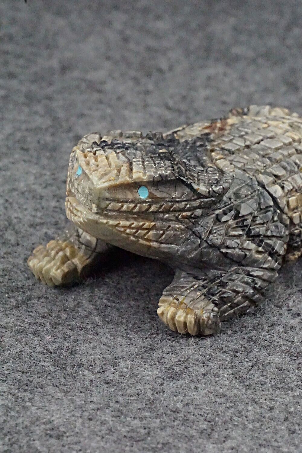 Horned Toad Zuni Fetish Carving - Tony Mackel