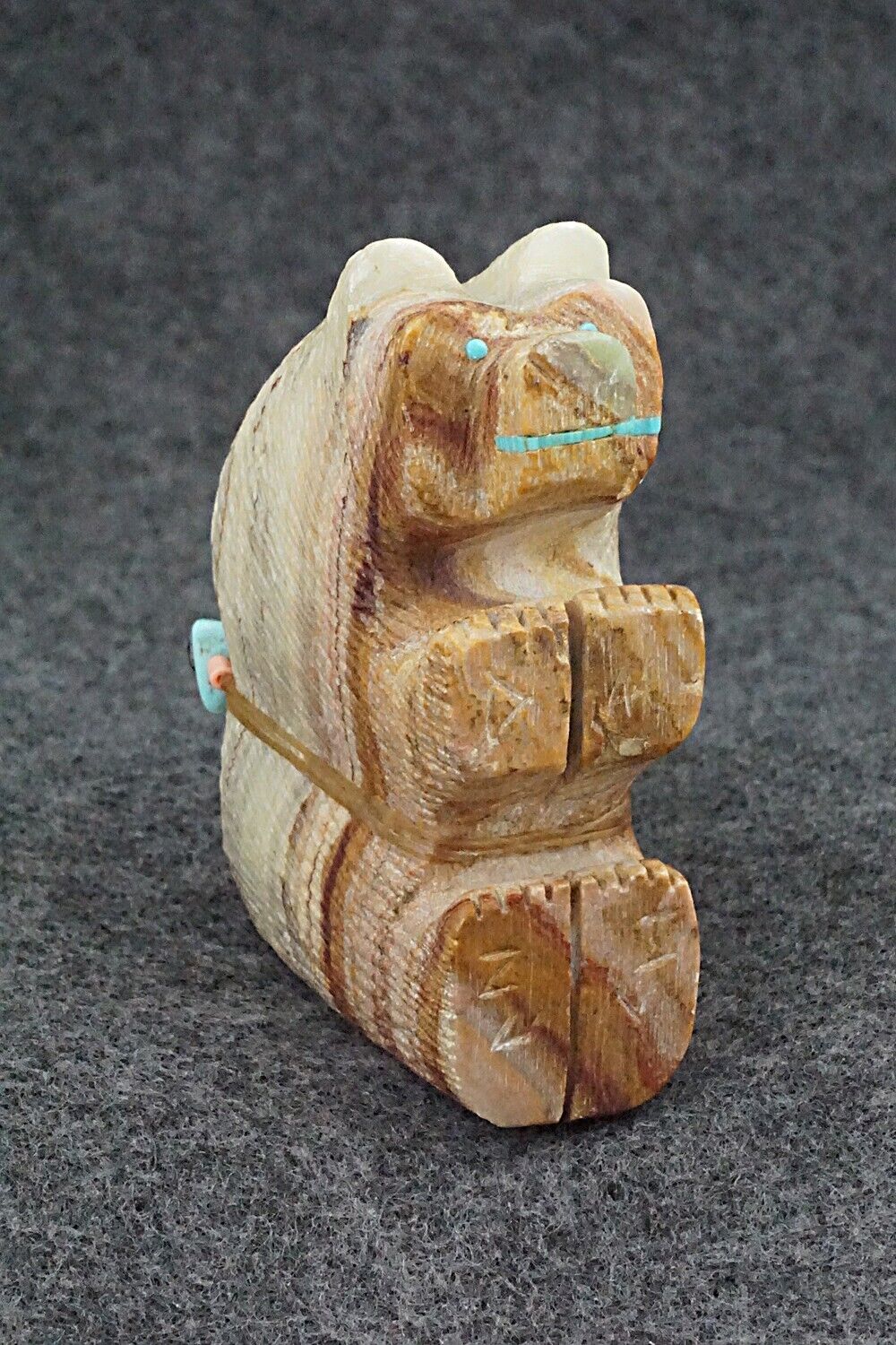 Bear Zuni Fetish Carving - Douglas Martza