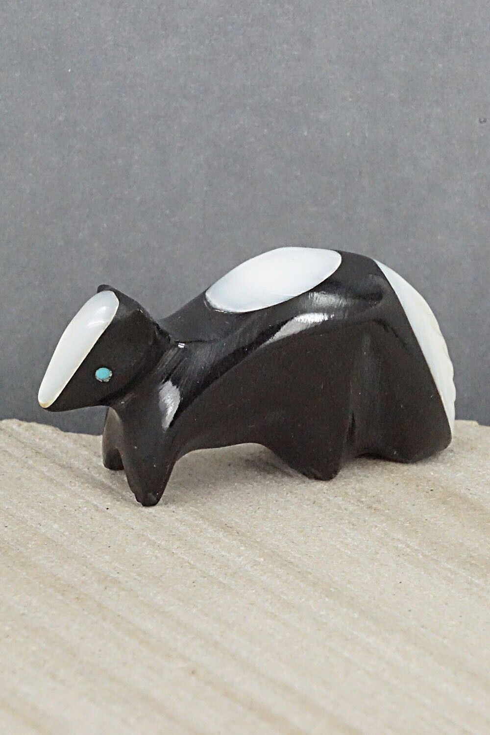 Skunk Zuni Fetish Carving - Calvert Bowannie