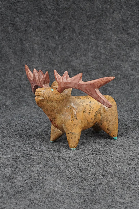 Moose Zuni Fetish Carving - Enrike Leekya