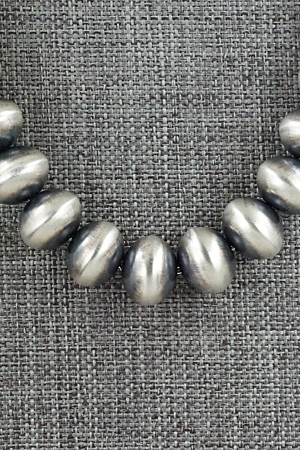 Sterling Silver Navajo Pearl Necklace 18" - Bryannen Halwood