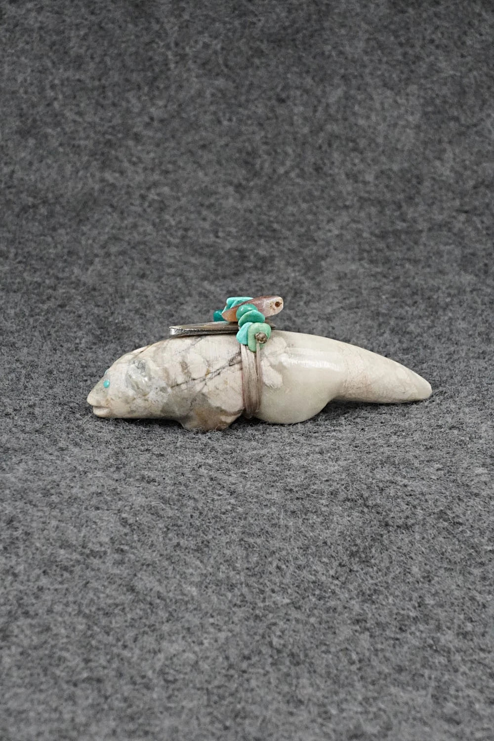 Otter Zuni Fetish Carving - Delvin Leekya