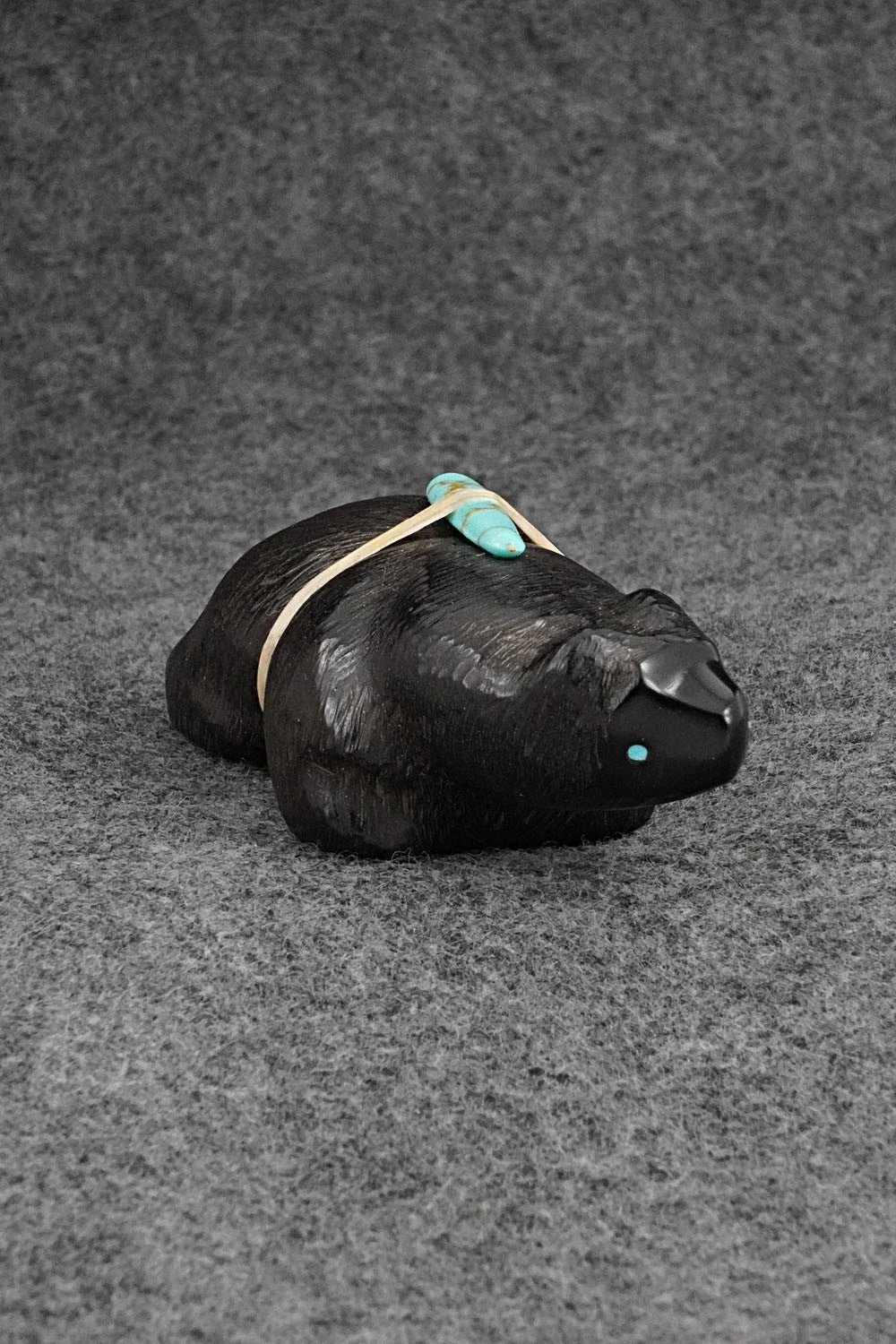 Bear Zuni Fetish Carving - Herb Halate