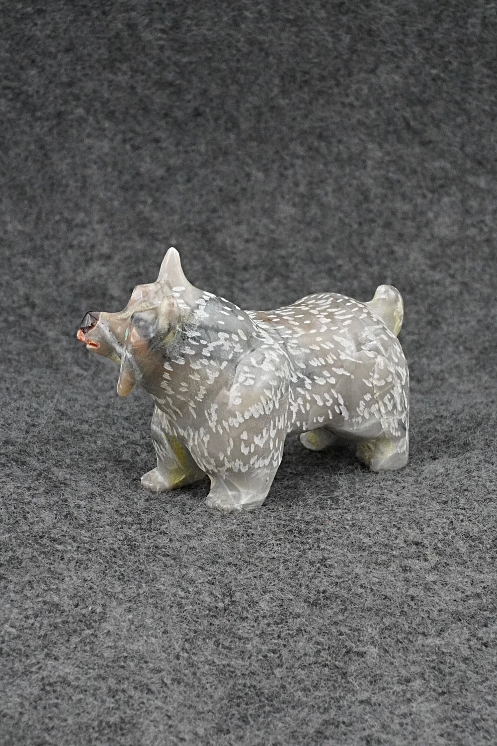 Bobcat Zuni Fetish Carving - Freddie Leekya