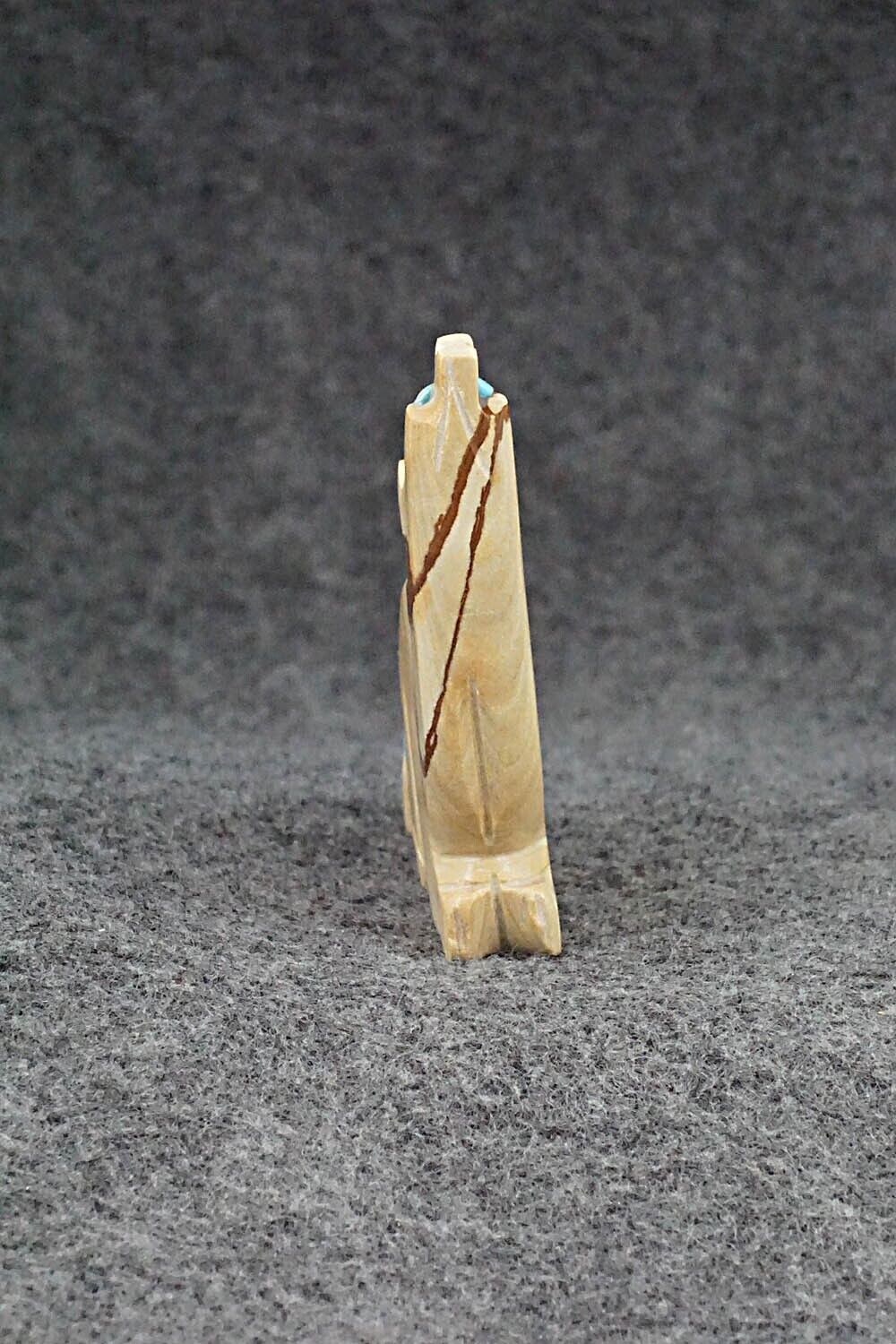 Wolf Zuni Fetish Carving - Danette Laate