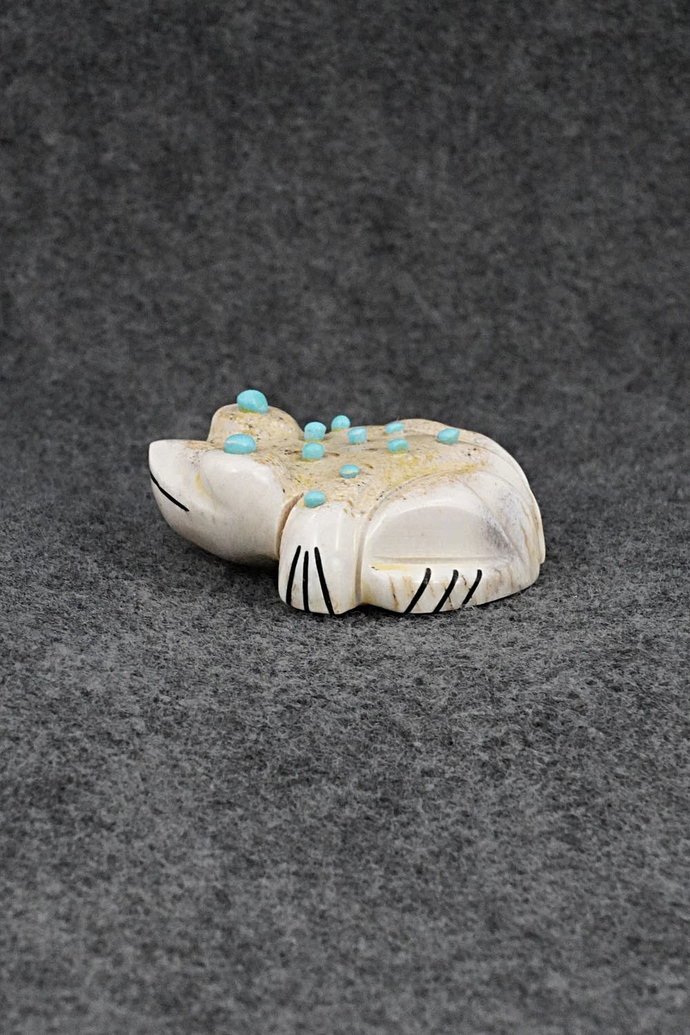 Frog Zuni Fetish Carving - Claudia Peina