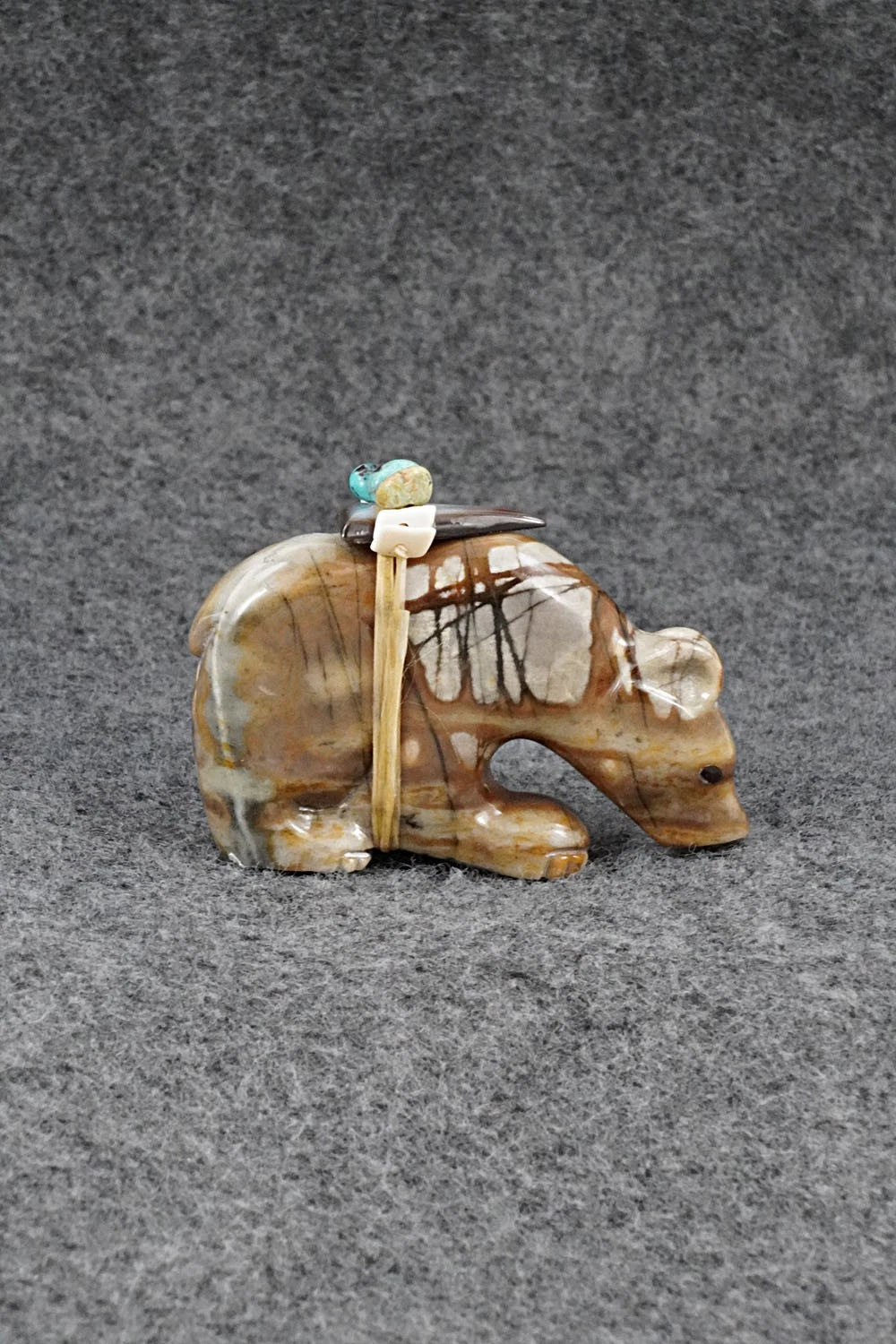 Bear Zuni Fetish Carving - Randy Lucio