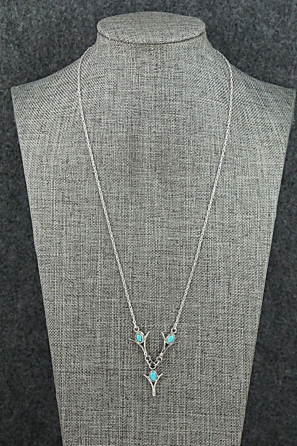 Turquoise & Sterling Silver Necklace - Verley Betone