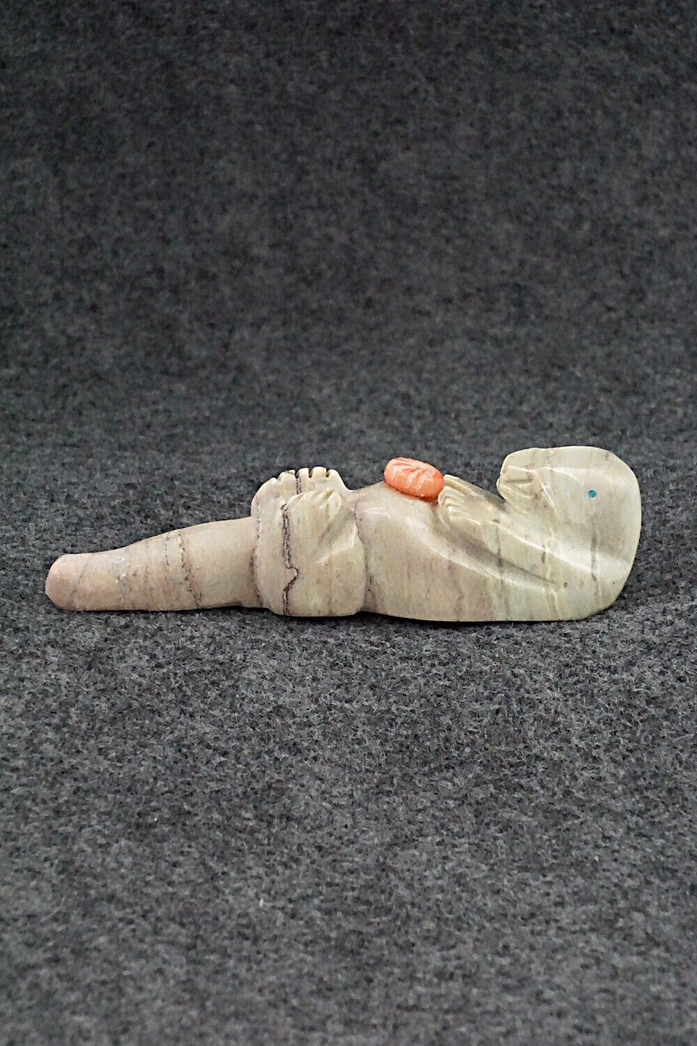 Otter Zuni Fetish Carving - Tony Mackel