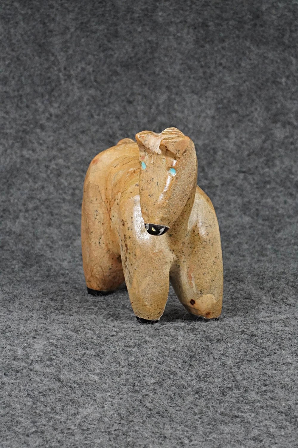 Horse Zuni Fetish Carving - Freddie Leekya