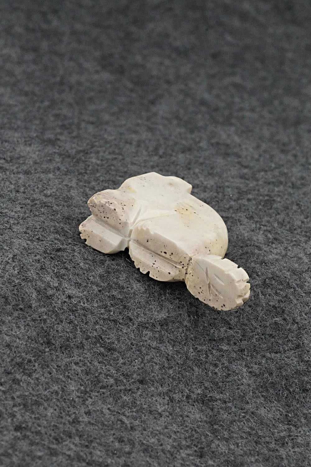 Beaver Zuni Fetish Carving - Cody Chavez