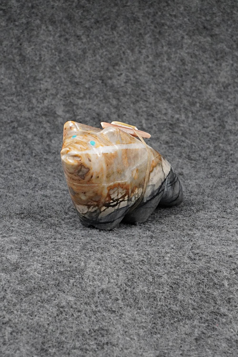 Badger Zuni Fetish Carving - Delvin Leekya