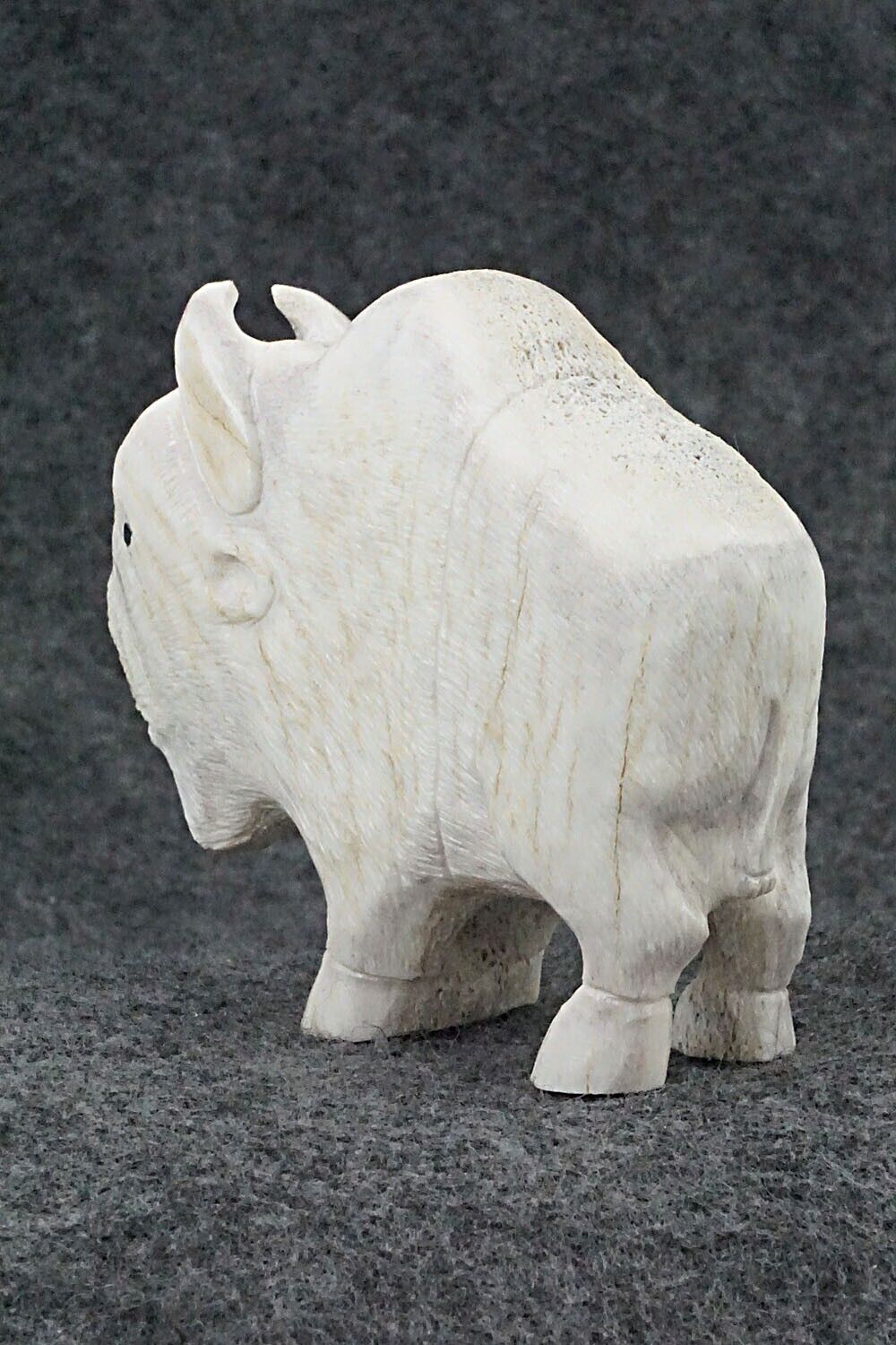 Buffalo Zuni Fetish Carving - Chris Peina