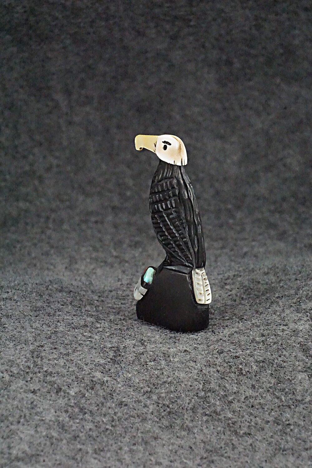 Eagle Zuni Fetish Carving - Darrin Boone