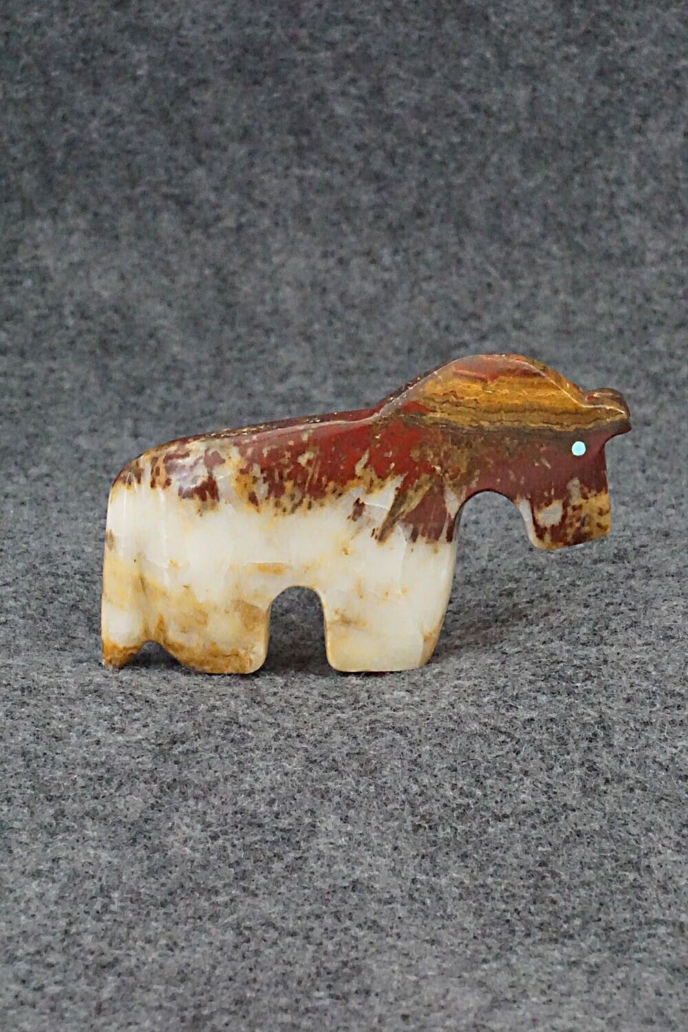 Horse Zuni Fetish Carving - Bernard Laiwakete