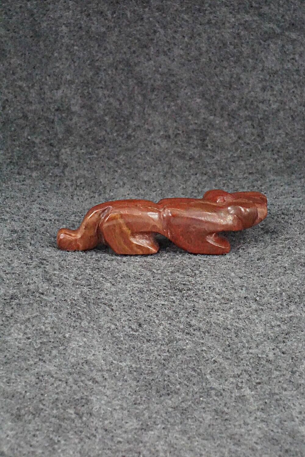 Mountain Lion Zuni Fetish Carving - Reynold Lunasee