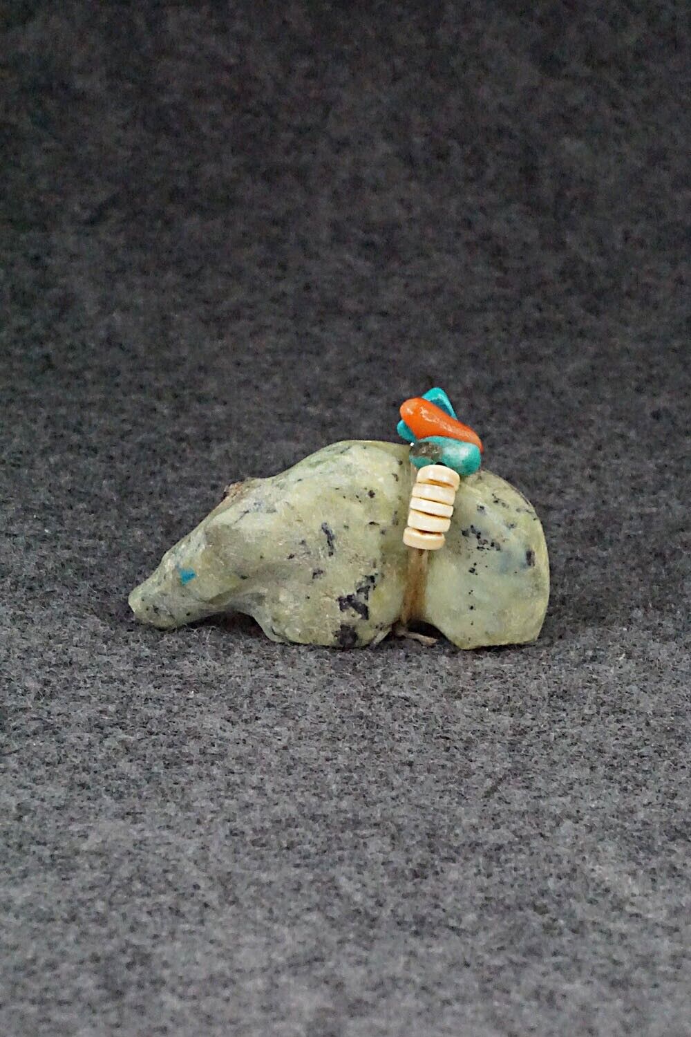 Bear Zuni Fetish Carving - Donovan Laiwakete