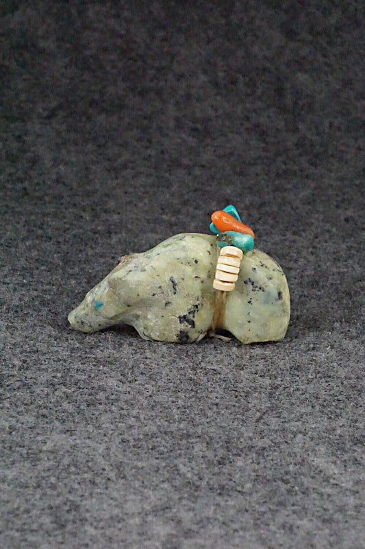 Bear Zuni Fetish Carving - Donovan Laiwakete