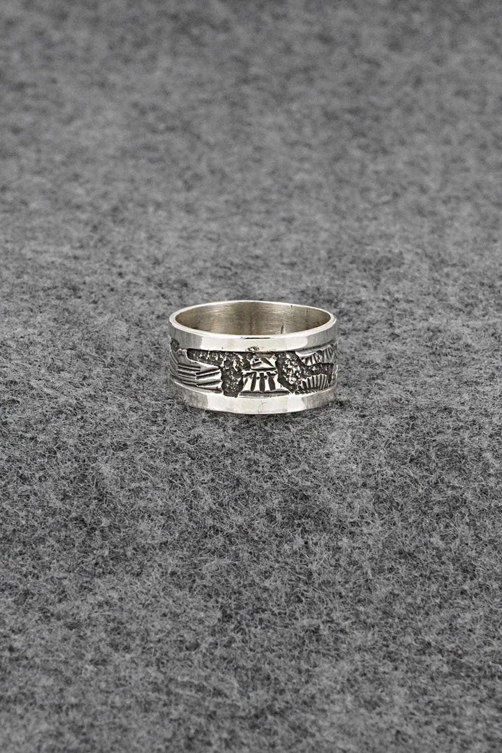 Sterling Silver Ring - Elaine Becenti - Size 9