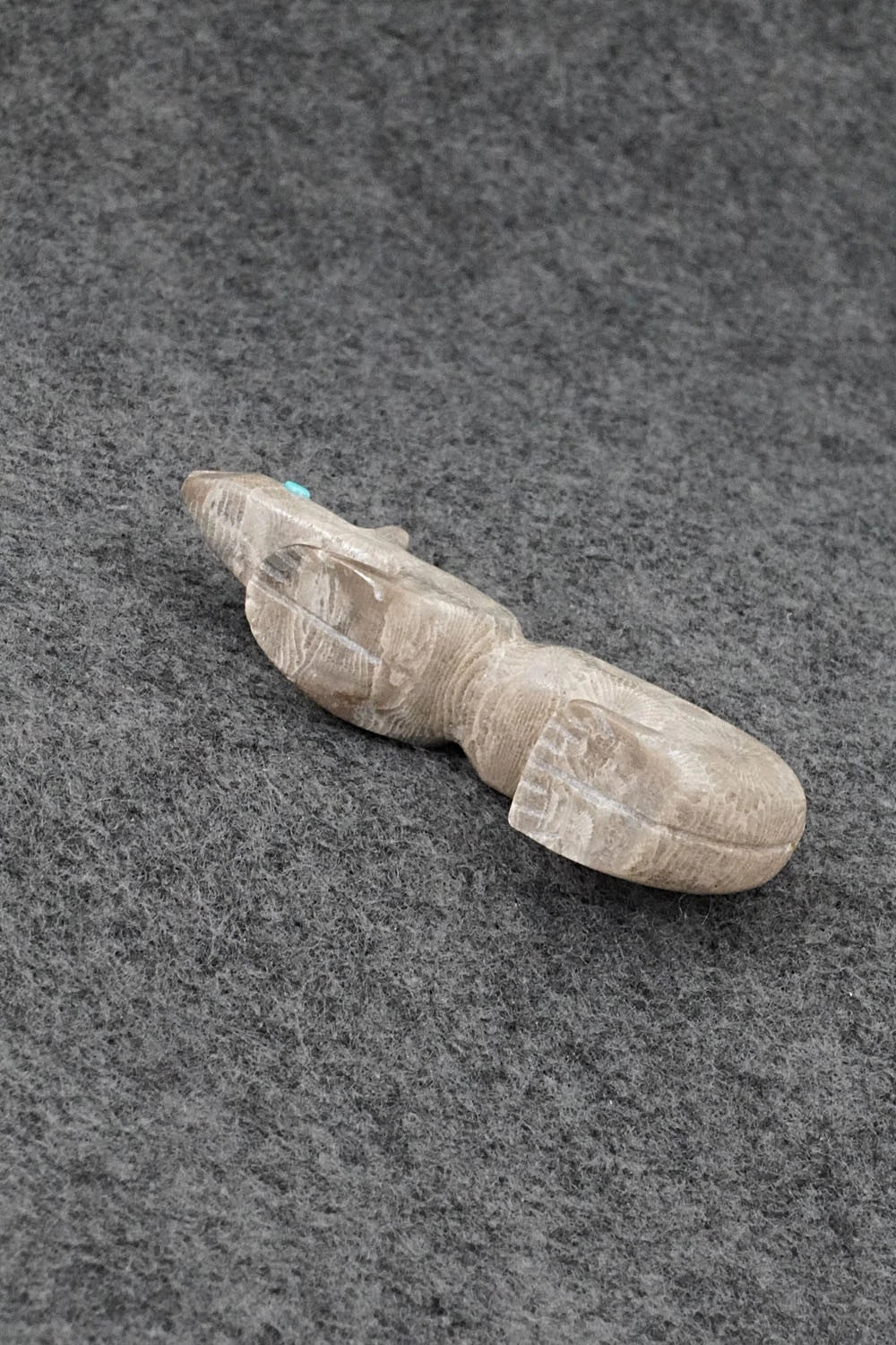 Mountain Lion Zuni Fetish Carving - Ronnie Lunasee