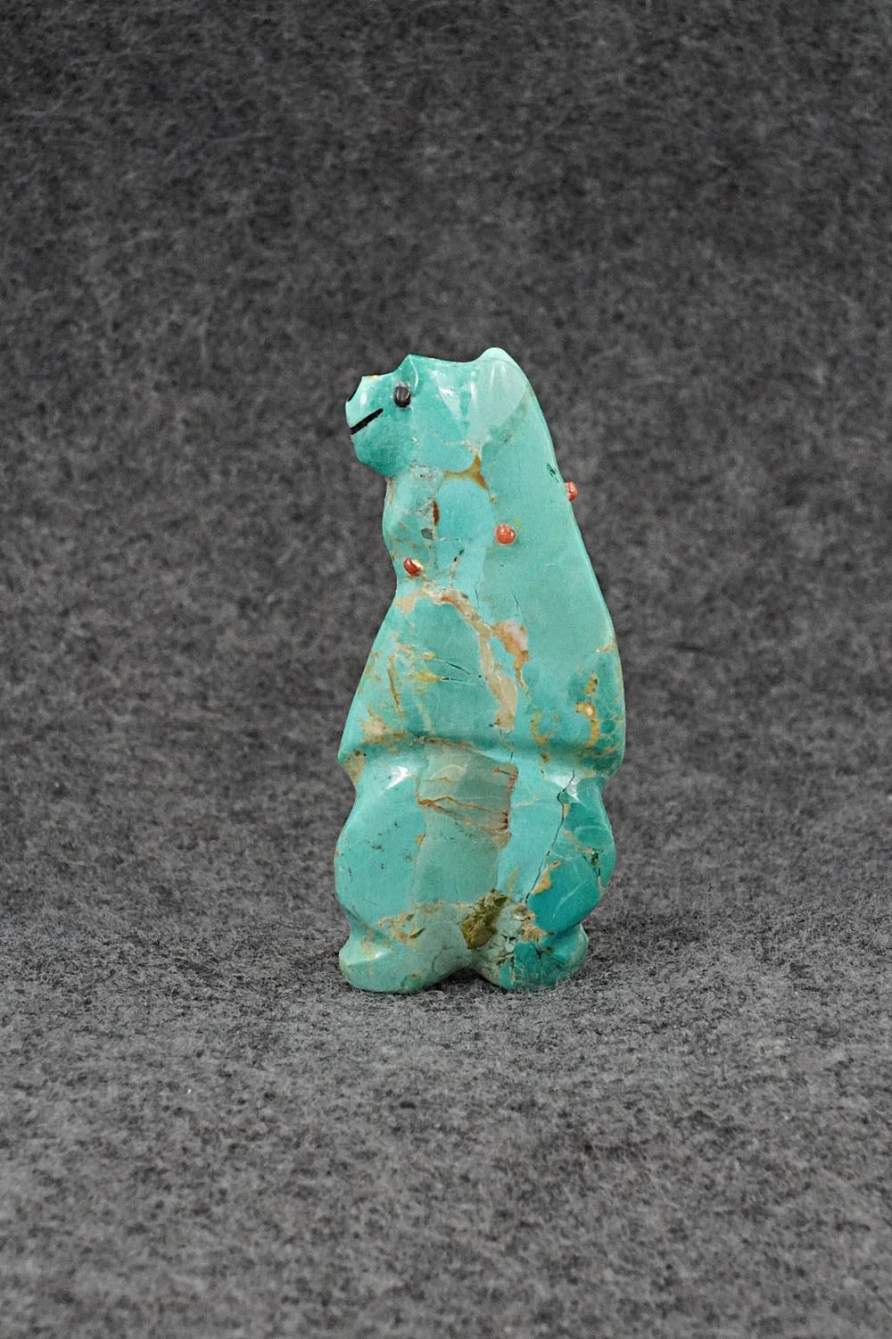 Bear Zuni Fetish Carving - Claudia Peina