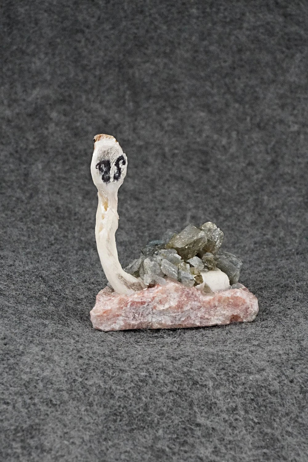 Cobra Zuni Fetish Carving - Ruben Najera