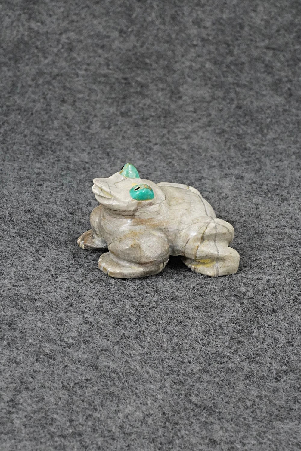 Frog Zuni Fetish Carving - Freddie Leekya