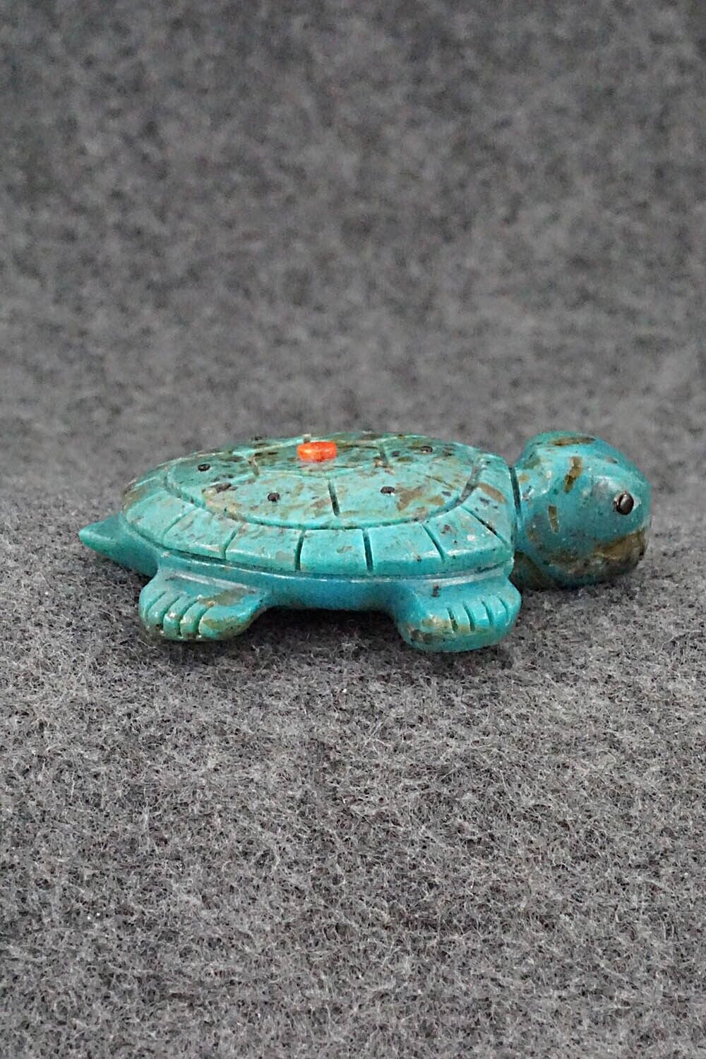 Turtle Zuni Fetish Carving - Reynold Lunasee