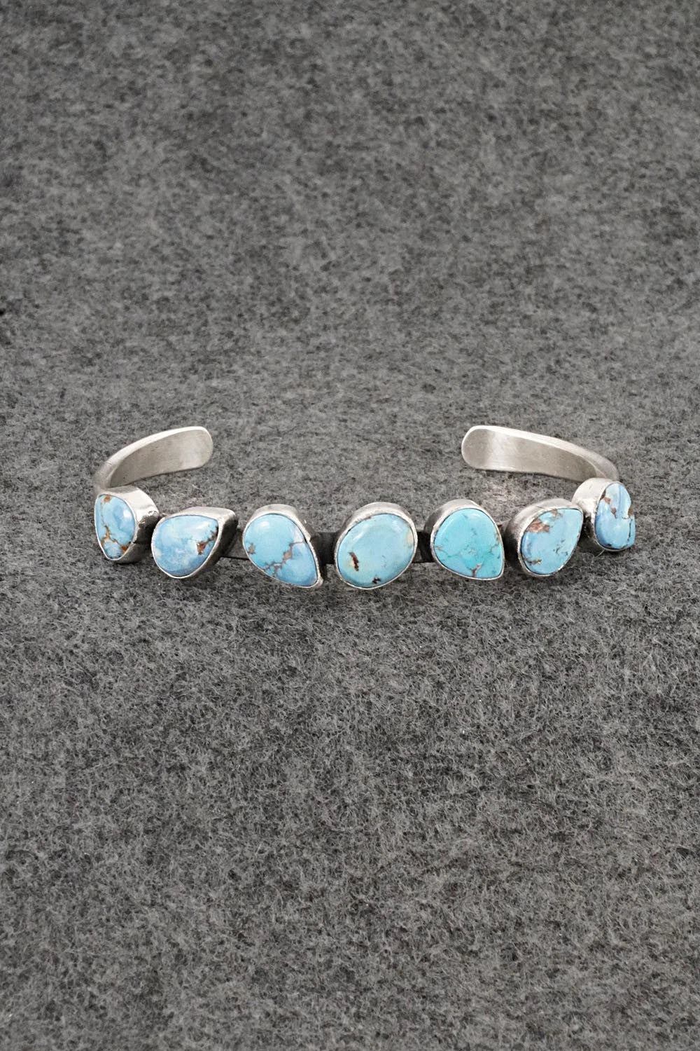 Turquoise & Sterling Silver Bracelet - Verley Betone