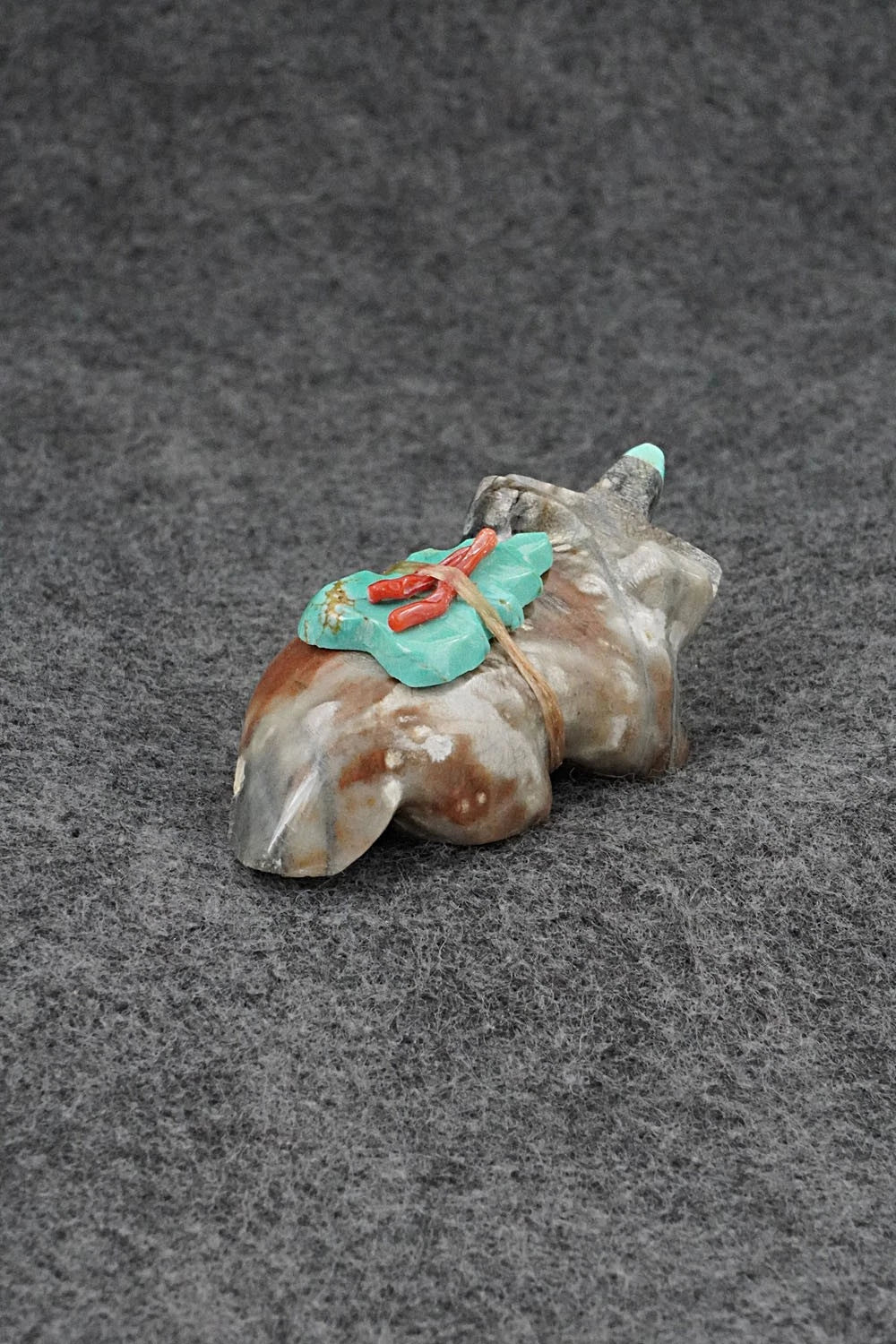Badger Zuni Fetish Carving - Enrike Leekya