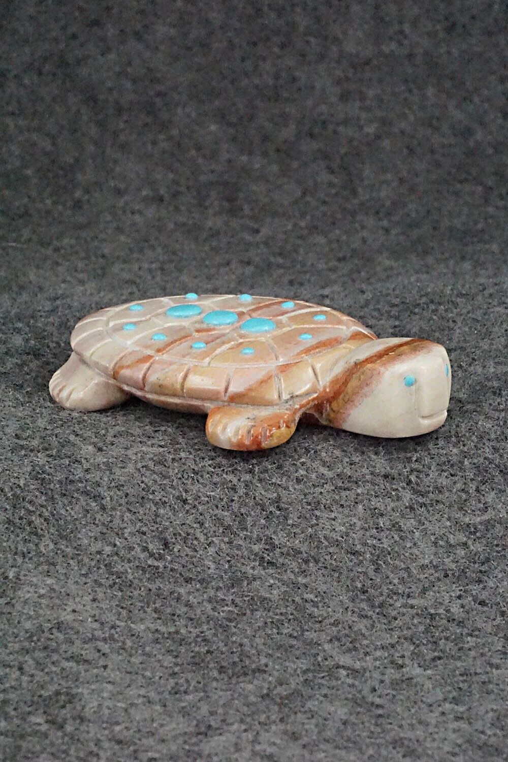 Turtle Zuni Fetish Carving - Reynold Lunasee