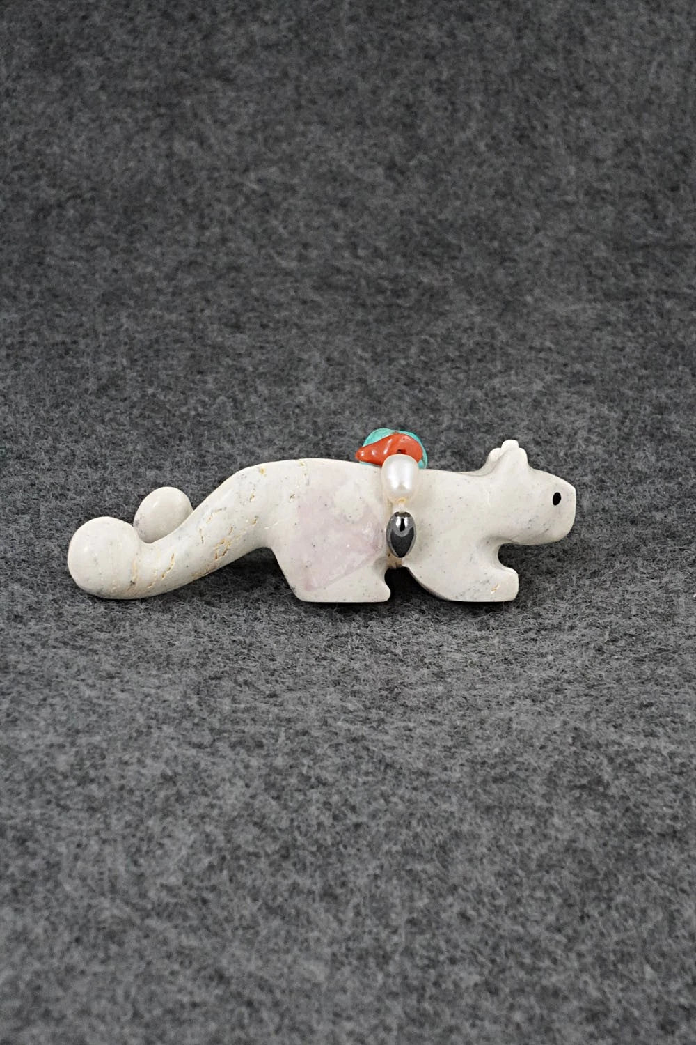 Mountain Lion Zuni Fetish Carving - Cheryl Beyuka