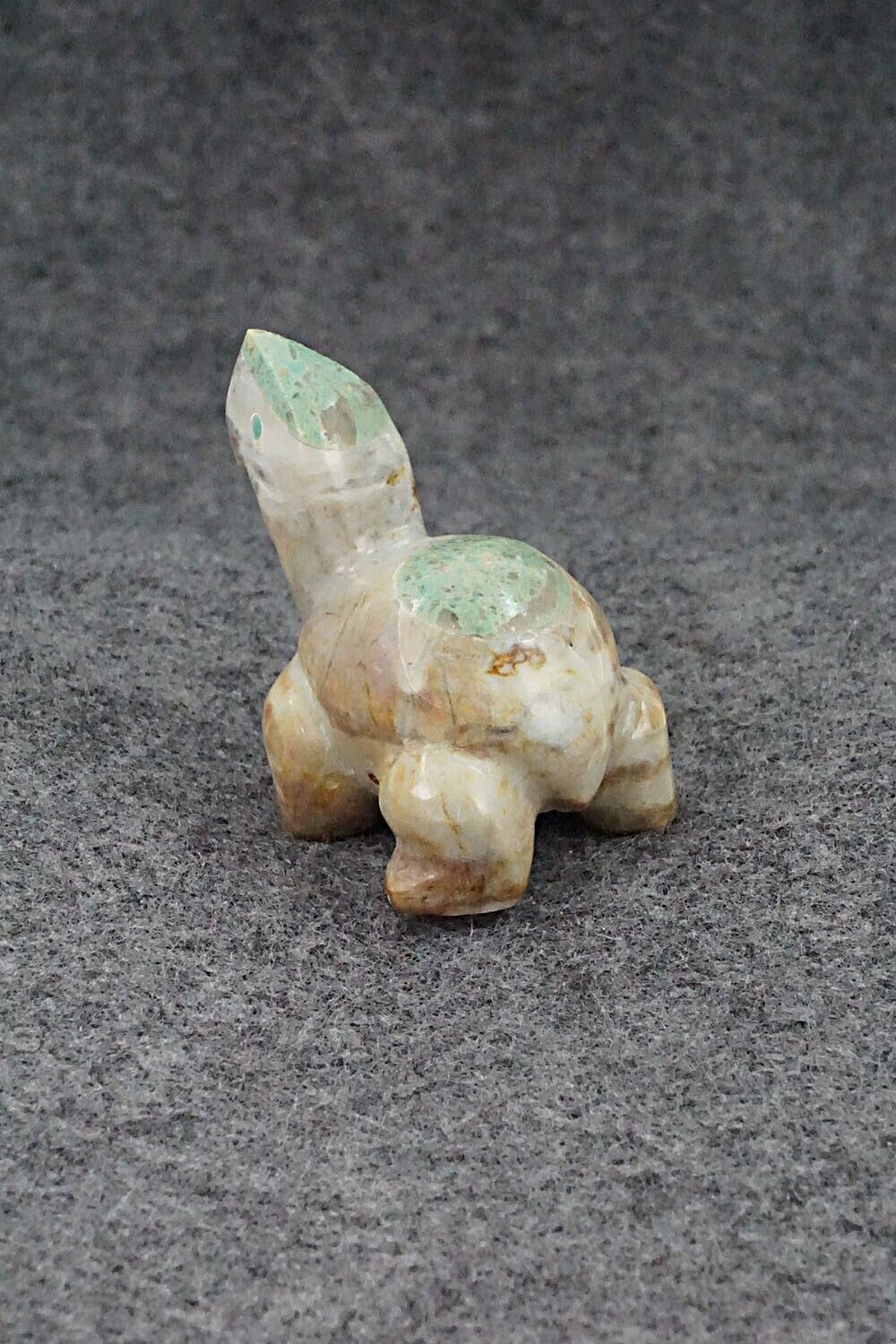 Turtle Zuni Fetish Carving - Enrike Leekya
