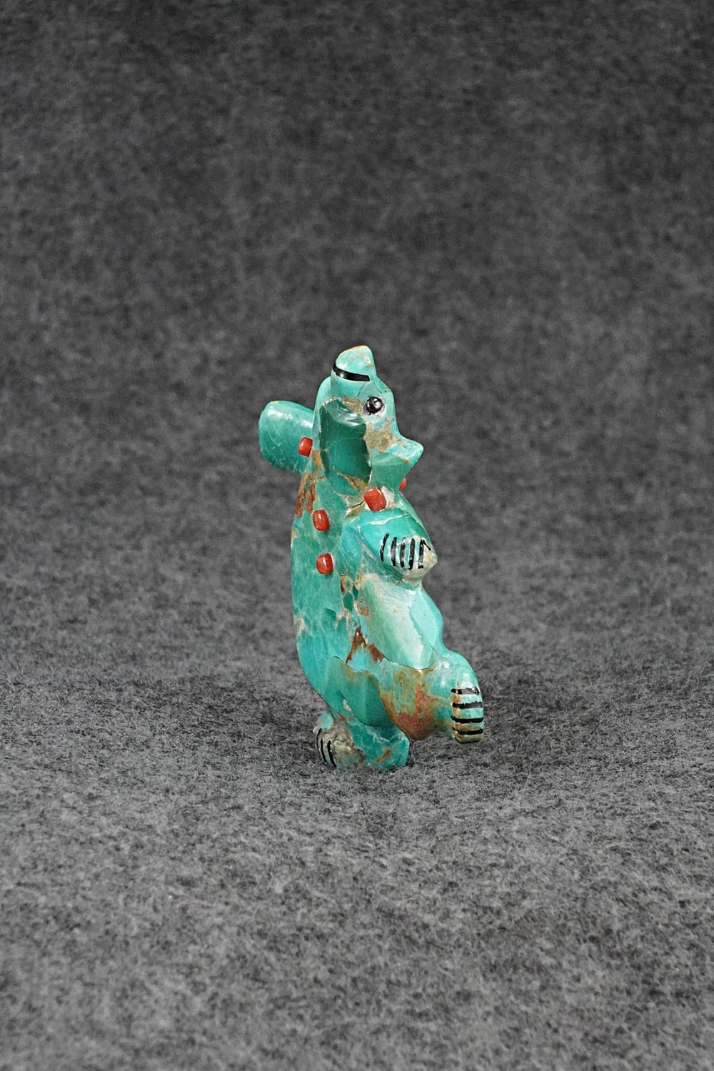 Bear Zuni Fetish Carving - Claudia Peina