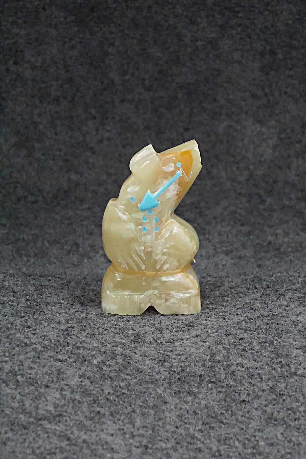 Bear Zuni Fetish Carving - Bennie Bacy