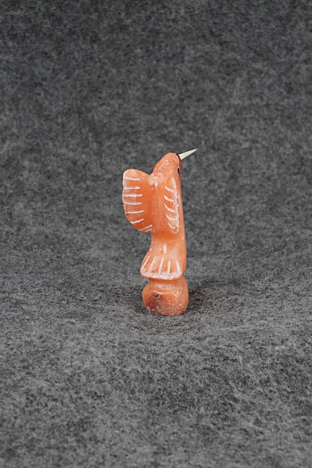 Humming Bird Zuni Fetish Carving - Justin Red Elk