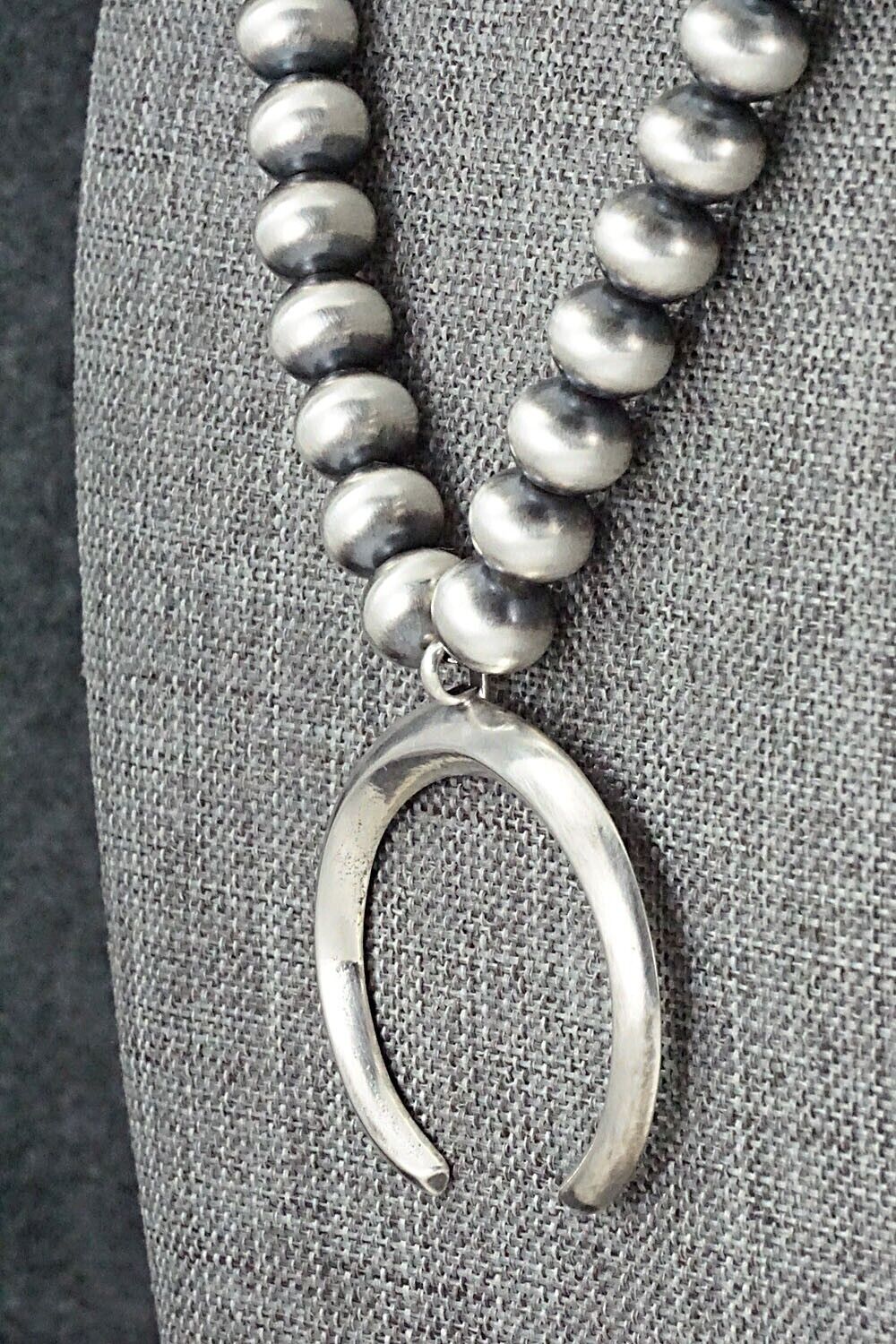 Sterling Silver Navajo Pearl & Naja Necklace - Geneva Werito