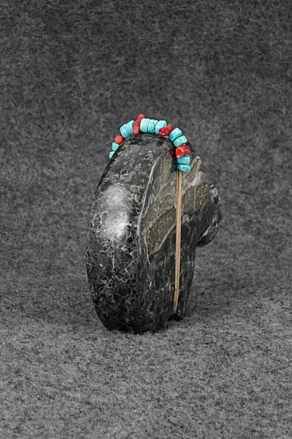 Bear Zuni Fetish Carving - Farlan & Paulette Quam