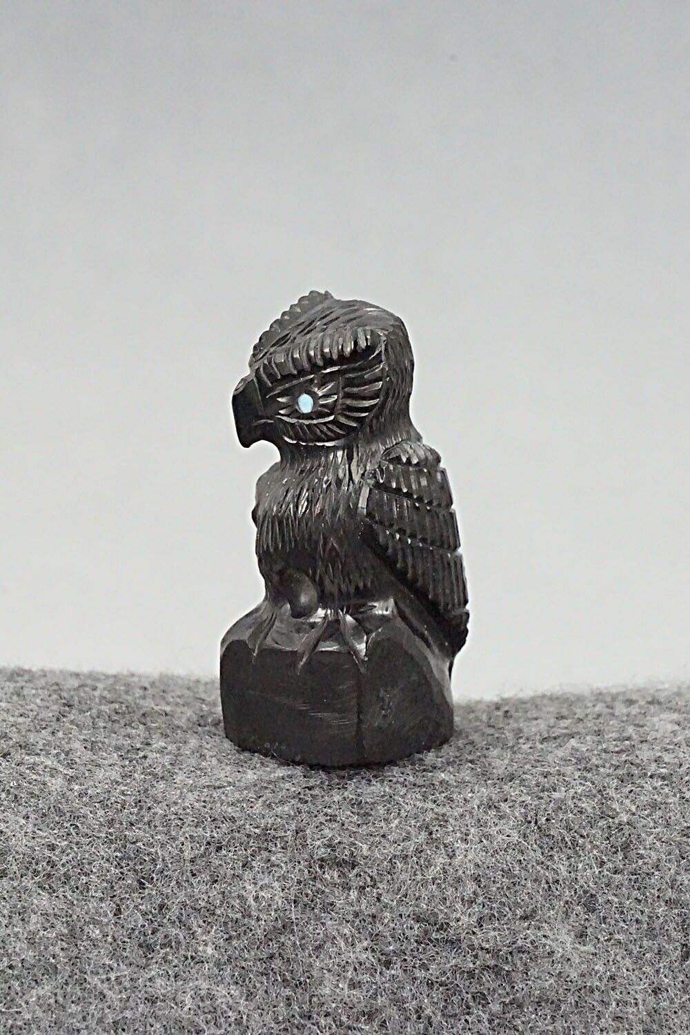 Owl Zuni Fetish Carving - Chris Peina
